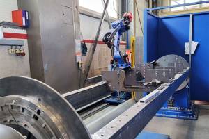 Robot: Yaskawa Motoman AR2010 (1)